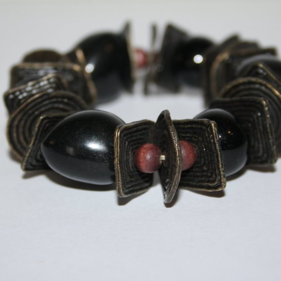 Beautiful Black, bronze and wooden bracelet 7" - Picture 1 of 4